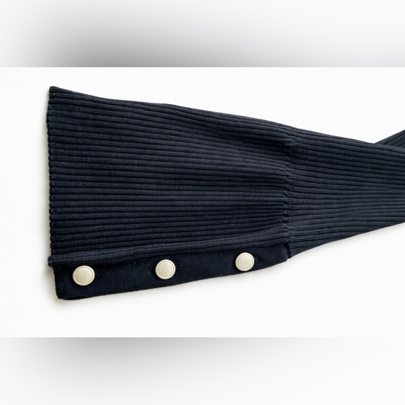 ANTHROPOLOGIE MAEVE Black Ribbed Bell Sleeve Gold Button Sweater M NWOT - Picture 4 of 7